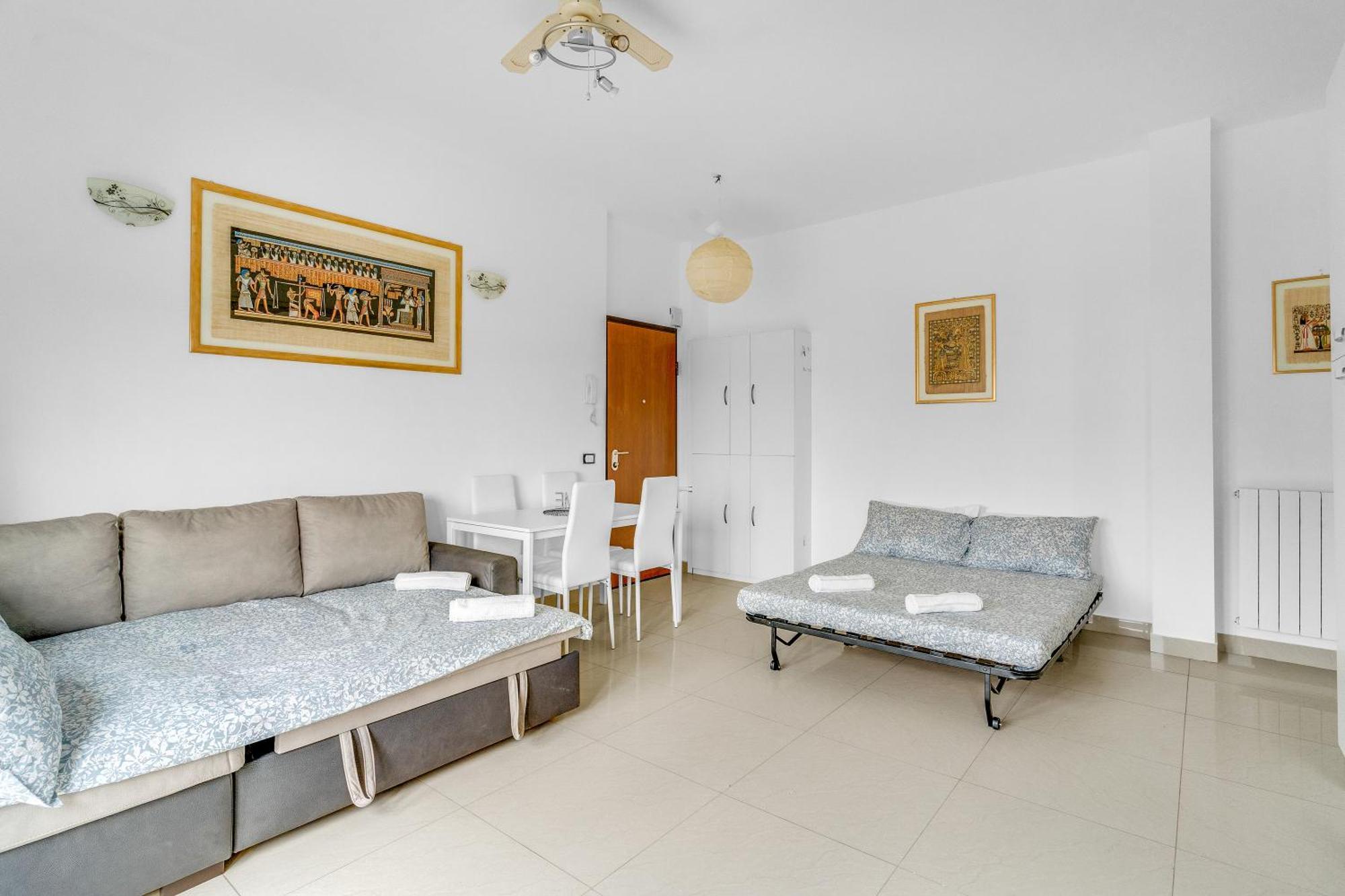 Rog27-Large Apartment With Transport Close To Home- Milán Exteriér fotografie